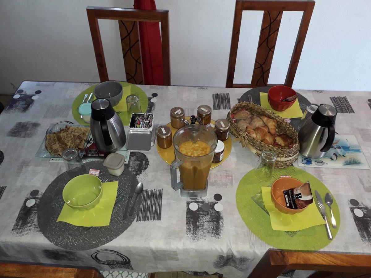 P'Ti Case D'Elena Bed & Breakfast แซ็ง-โฌเซฟ ภายนอก รูปภาพ